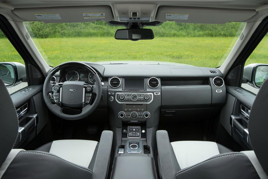  Land Rover Discovery 2015 года  (фото 21 из 22)